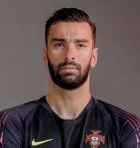Os jogadores e o 'staff' da seleção portuguesa de futebol, que estão a preparar a participação no euro2020, testaram negativo ao novo coronavírus, anunciou hoje a federação portuguesa de futebol. Selecao A Os Jogadores Em Detalhe Fpf