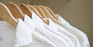 How To Use Bleach To Really Whiten Your Clothes How To Whiten Clothes Bleaching Clothes Washing White Clothes