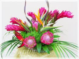 Bai and verr goldet also sell silk flowers. High End Florist Palm Beach 561 460 7109 561 460 7109