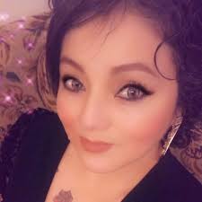 Pero es que Definamos adultas... Por que tu lo eres Y también estas a dos  de la menopausia, el ser girl en el contexto del comportamiento y lealtad  femenina y en cualquier