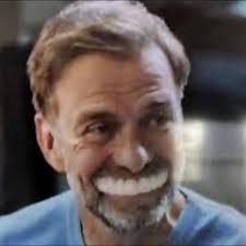 A very cold start to the morning as snow falls over the hills of Canberra.  Mt Ainslie Monday 9th June 2025 8.00am #canberra #snow #ACT #Australia  #winter