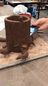Ceramic Clay Phone Amplifier Video In 2020 Sculpture Clay Clay Ceramics Ceramic Sculpture