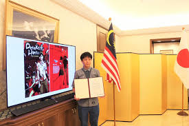 Japanese representative office in johor baharu, malaysia. Malaysian Detektif Hantu Comic Artist Wins Japan S International Manga Award