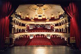 125 éves a legnagyobb kőszínházunk (fotó: 125 Eves A Vigszinhaz Cultura Hu