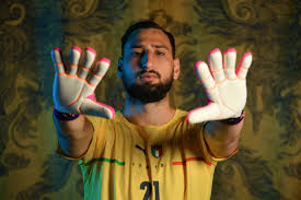 Maybe you would like to learn more about one of these? Italy Ace Gianluigi Donnarumma Labelled Phenomenon As Goalkeeper Set To Complete Paris Saint Germain Medical In Middle Of Euro 2020