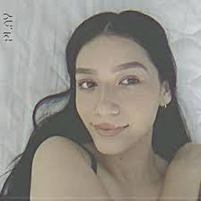 Karen Haro's Instagram, Twitter & Facebook