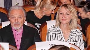 Ivana gottová, karel gott, dominika gottová. Gottova Dcera Lucie Je Zena Cinu Najprv Rozvod A Teraz