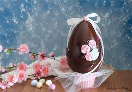 Uovo di pasqua al cioccolato: Uovo Di Pasqua Fatto In Casa Ricetta E Tutorial Dulcisss In Forno