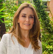 Wendy Randazzo's Instagram, Twitter & Facebook