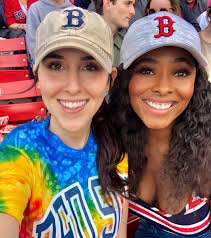 I will forever be peace-signing ✌🏾🤣...