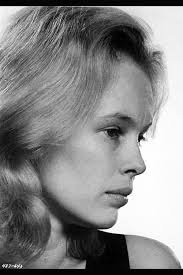 The beginning of a brilliant series. Dennis and George 👍