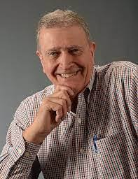 Ronnie Dingman's Instagram, Twitter & Facebook