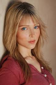 Erica Crow's Instagram, Twitter & Facebook