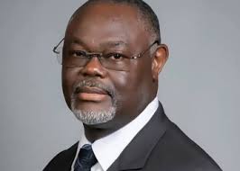 Remise des copies figurées des lettres de créance au ministre des Affaires  étrangères Michaël Moussa Adamo