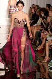Kendall Jenner Stuns In Sherri Hill For Fashion Week Debut Fashion Evening Dresses Prom Dresses