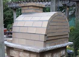 Book Em Danno A Perfect Example Of A Wood Fired Pizza Oven Using Tan On Tan Fire Brick With Matching Natural Stone Veneer On The Pizza Oven Base To See More