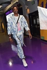 He received much criticism from republicans , conservatives , libertarians , and members of the tea party because they believe that the federal government is becoming too big and. Nba Star Dwight Howard Secretly Married His 23 Year Old Girlfriend Meet Wnba Star Te A Cooper
