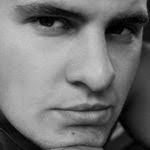 Alex Samboy's Instagram, Twitter & Facebook