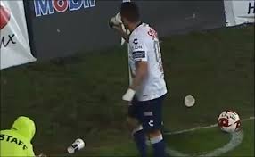 1x2, both teams to score, over/under 2.5 goals, handicap, correct score Rubens Sambueza Toma Cerveza En El Pachuca Vs Chivas Entornointeligente