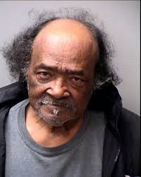 Man shoots another in the face after wives argue over $10 in Fort Worth,  police say