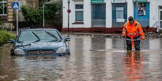 В германии продолжают бороться с последствиями сильной непогоды, которая стала причиной наводнений в разных частях страны. Wljtjjfyhry8mm