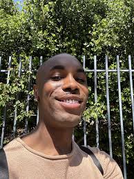 Bottoms sending nudes tops sending nudes