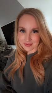 Alina Moua's Instagram, Twitter & Facebook