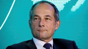 Caesars comes for Apollo's chariot