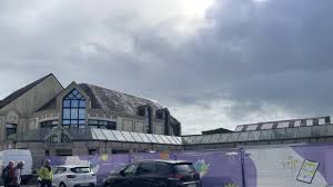 Photo Chantier de la future mdiathque  Concarneau : la verrire ...