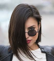 Carre Long 10 Coupes Pour Un Carre Qui Garde De La Longueur Coupe De Cheveux Coupe De Cheveux Asymetrique Cheveux Asymetrique