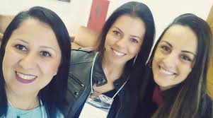 Hoje foi dia de atualização com a TOP Andreia Naves 🙌🏼 + Encontro com a  querida Fernanda Galvão, do Laboratório Sabin + reencontro com as amigas da  faculdade. Organização impecável da nossa