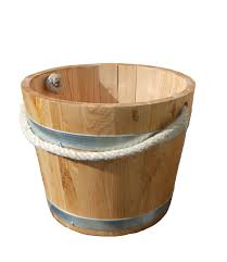 Quelle est l'équivalence entre 1 stère de bois de chauffage et un m3 ? Seau En Bois Modele Classique Tonnelleriegeorges