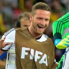 Learn all the details about mustafi (shkodran mustafi), a player in arsenal for the 2020 season on as.com. Shkodran Mustafi Height In Feet Cm How Tall