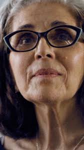 In this clip, Debora Hirsch discusses her cibachrome print "Plant  (Bertholletia excelsea)". "PLANT" is an evolving project which explores the  aesthetic and ethical dimensions of extinction while questioning art's  ability to preserve