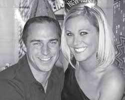 Scott, Karas plan September wedding