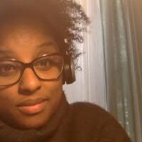 Anya Wallace's Instagram, Twitter & Facebook