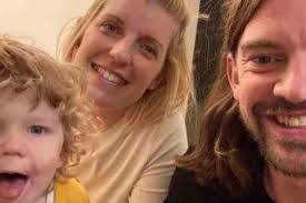 Danielle Rowland's Instagram, Twitter & Facebook