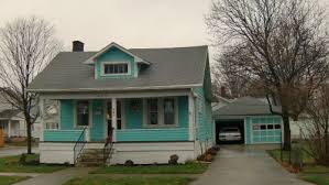 Attached garages cost more to move than detached. Detached Garages Connected With A Walkway