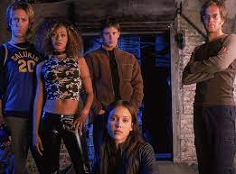 Browse and share the top jessica alba dark angel gifs from 2021 on gfycat. Throwback Tv Jessica Alba And Jensen Ackles In Dark Angel The Nerd Daily