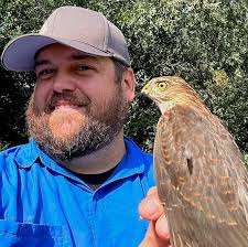 Outdoor Illinois Journal: Disease Dynamics in Birds at the Top of the Avian  Food Chain