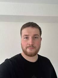 Police hunt as man slashed in the face after altercation at Stapleford bar 