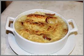 La Table Lorraine D Amelie Quenelles De Volaille Sauce Cremeuse Aux Cepes Au Thermomix Ou Pas Quenelles Sauce Quenelle Sauce Cremeuse
