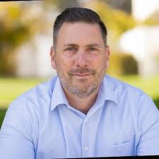 Brian Acuff's Instagram, Twitter & Facebook