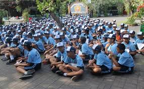 Zonasi sma denpasar 2019.merujuk peraturan menteri pendidikan dan kebudayaan permendikbud nomor 51 tahun 2018 tentang ppdb pada taman kanak kanak sekolah dasar sd sekolah menengah pertama smp sekolah menengah atas sma dan sekolah menengah kejuruan smk. Dirjen Pendidikan Keluarga Kunjungi Smpn 3 Denpasarkoranjuri Com