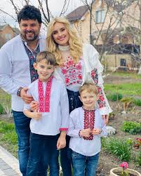 Check spelling or type a new query. Irina Fedishin Rozpovila Pro Znajomstvo Z Cholovikom I Shlyah Do Slavi