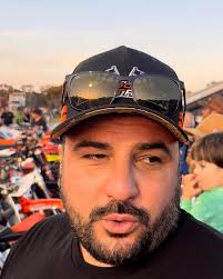 Ripper evening at the Street Party had a chill evening, the car guys and  Hardwired had things under control so I had a great night of Networking and  hanging with some proper