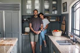 How The Duo Behind Chris Loves Julia Renovated Their Kitchen For Only 1 000 In 2020 Chris Loves Julia Modern Cottage Updated Kitchen