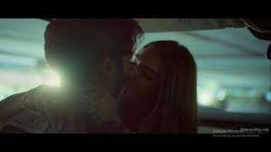 KISSING SCENE of Kavya Thapar and Shahid Kapoor in FARZI Web Series -  YouTube