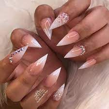 Simply Beautiful Ombre Nail Look Itzellennnn Tag A Friend Who Likes Stylish Nail Look Stilleto Nails Designs Pointy Acrylic Nails Stilleto Nails
