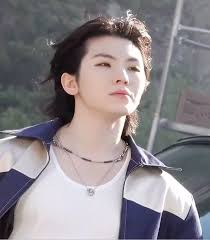 Pin di Sasha Rae Rios su Woozi